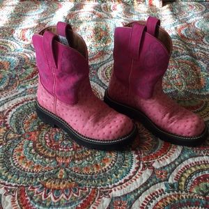 Ariat cowgirl boots